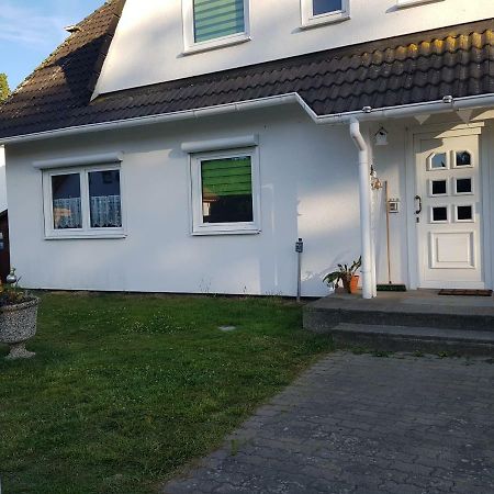 Ferienwohnung Am Teich Lutow Εξωτερικό φωτογραφία